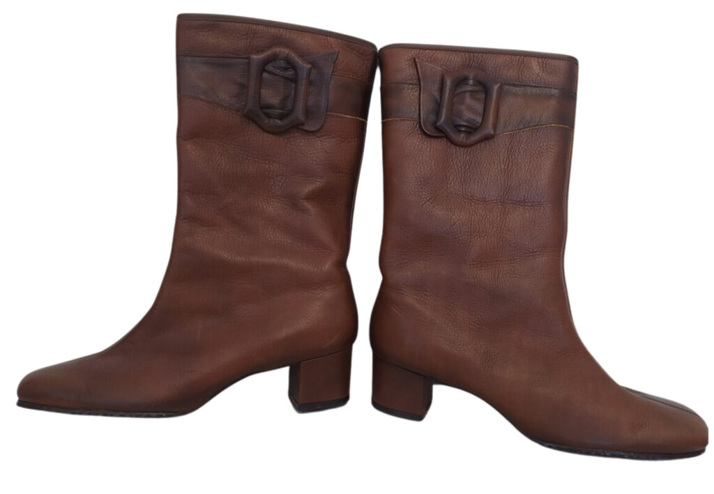 Vintage 1960s Selby Brown Leather Boots 8-1/2Narrow - Feature Image